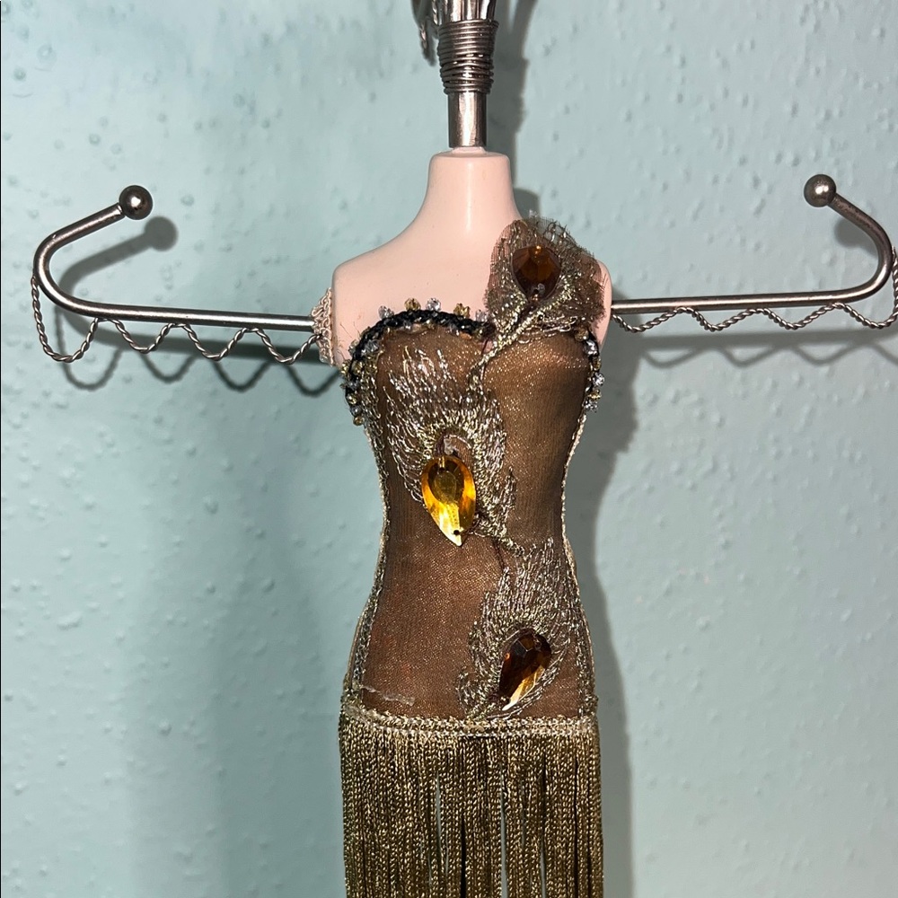 Chic Bronze Jewelry Holder with Fringe - Picture 3 of 5